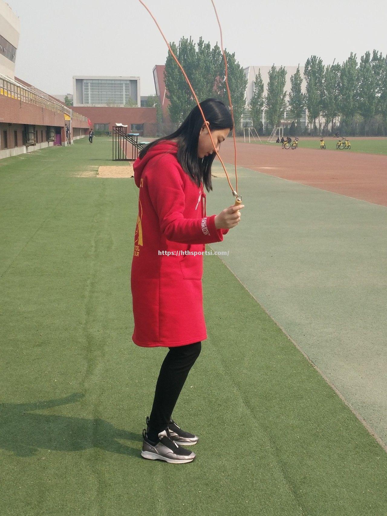 力争第一的运动员将在比赛中尽展所长